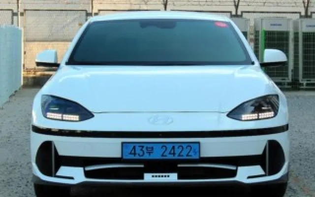 인천중고직거래사이트 아이오닉 6 롱레인지 4WD 매물 사진 6 - 2022/11 58,071km